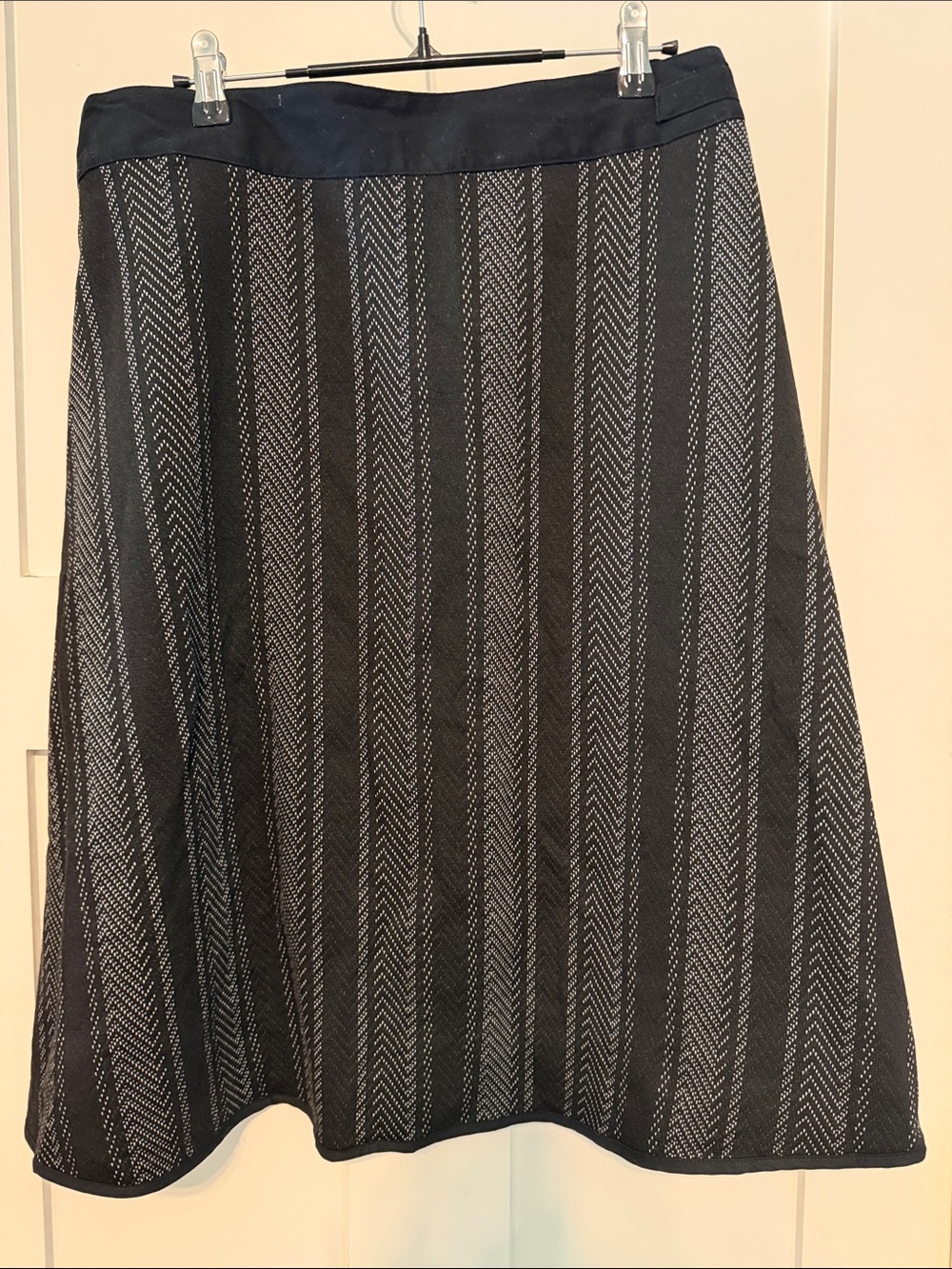 NWT Beta Brand Lia Larrea Black Patterned A-Line Wrap Skirt Size XL - Picture 2 of 9
